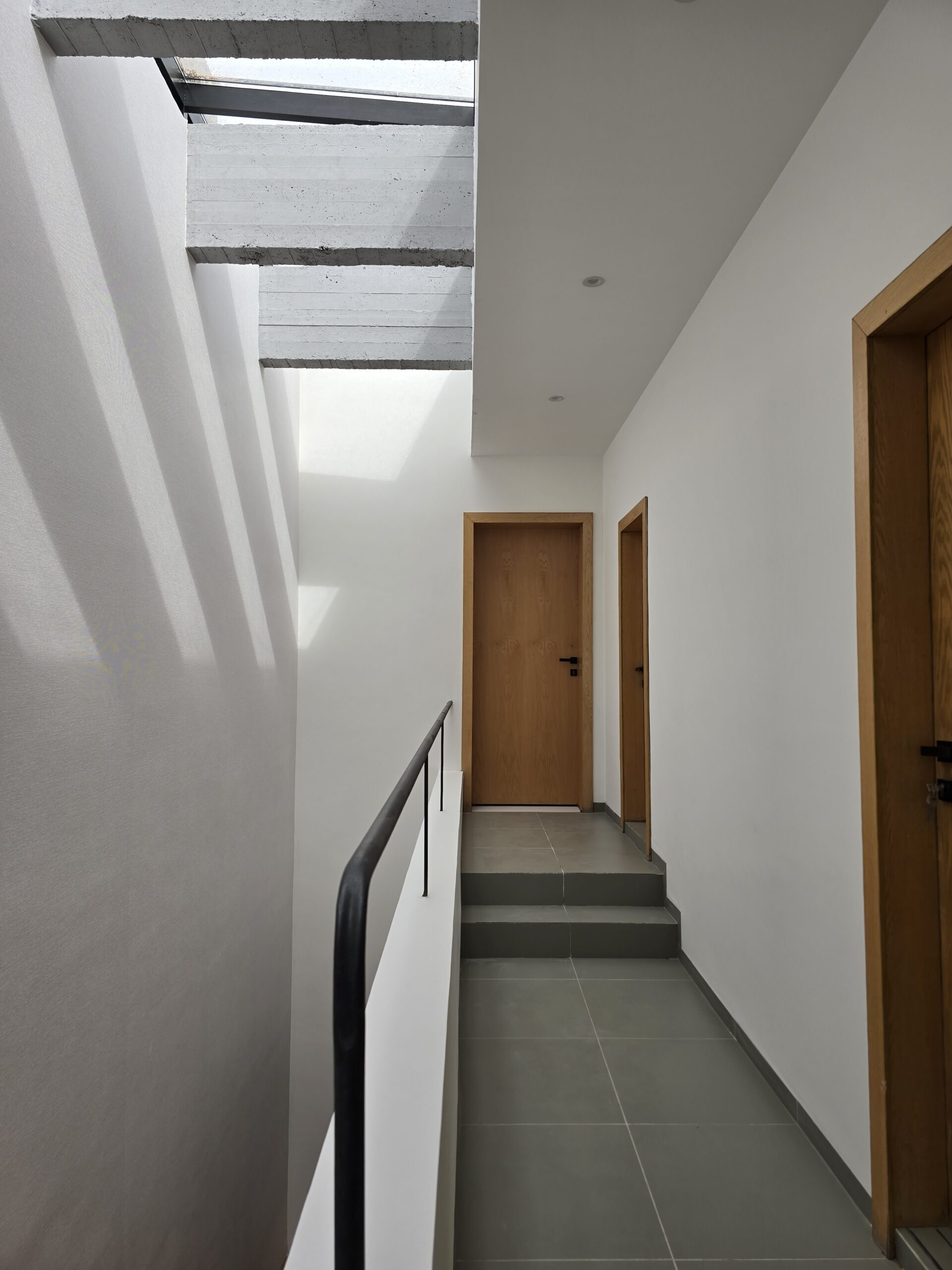 130 HOUSE_ BABYLON — photo 11